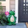 Alpine Corporation 18″ Frog with LED Lights Statue