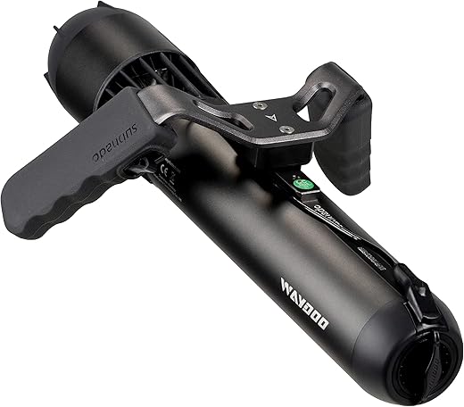 Waydoo Thumb-Control Underwater Scooter for Diving