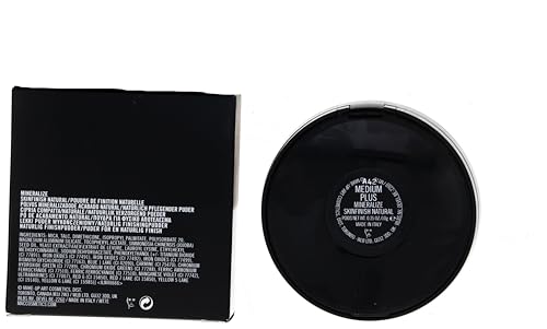 MAC Mineralize Skinfinish Natural Powder Medium Plus - Image 2