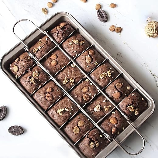 Good Dee's Brownie Pan With Dividers, Non Stick