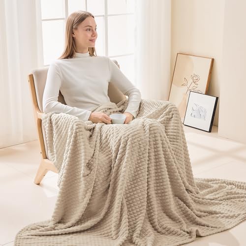 EMME Soft Fleece Beige Throw Blanket, 50'' x 60'' - Image 3