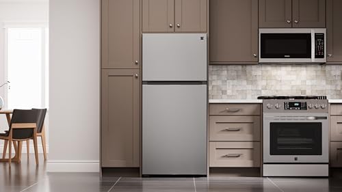 Kenmore 30 In. Capacity Refrigerator/Freezer With Adjustable Shelving - Image 2