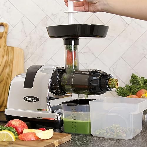 Omega Cold Press Juicer, Triple-Stage Slow Masticating - Image 3