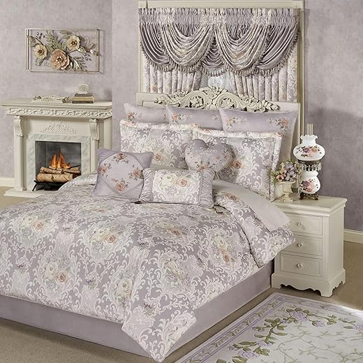 J. Queen New York Romantica Collection Queen Comforter Set - Wisteria
