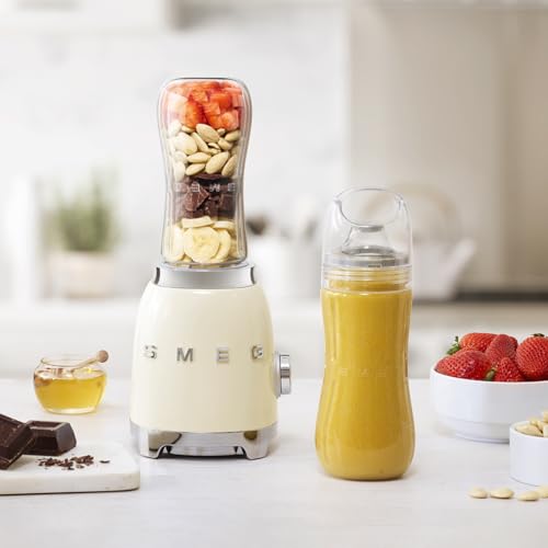 Smeg 50's Retro Style Personal Blender PBF01CRUS - Image 5