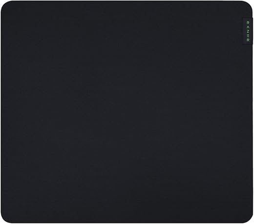 Razer The title "Razer Gigantus V2 Large" is already within the 4-7 word limit and does not require shortening