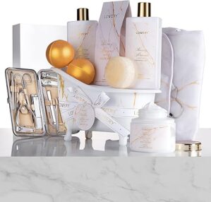 LOVERY Christmas Gift Basket: 31Pc Self Care Kit