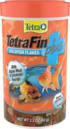 Tetra Goldfish Flakes With Algae, 2.2 Ounces