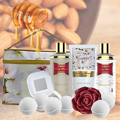 LOVERY Christmas Bath And Body Gift Basket - Image 2