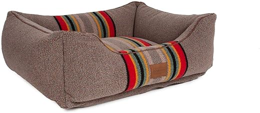 Pendleton Vintage Camp Berber Kuddler Dog Bed