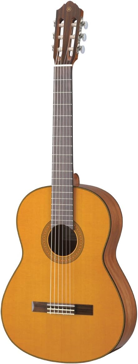 YAMAHA CG142C Cedar Top Classical Guitar