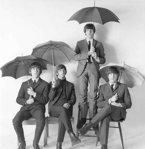 Sgt. Pepper's Lonely Hearts Club Band by The Beatles - Image 4